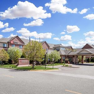 Hilton Garden Inn Minneapolis מייפל גרוב Exterior photo