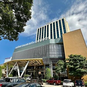 Muong Thanh Luxury Buon Ma Thuot Hotel Exterior photo