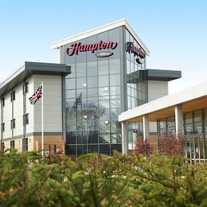 מלון Hampton By Hilton קורבי Exterior photo