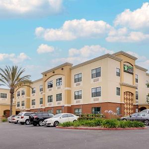 Extended Stay America Suites - Orange County - האנטינגטון ביץ' Exterior photo