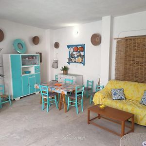 דירות טאולאדה Casa Vacanza Alta Marea Exterior photo