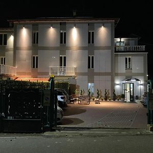 Mozzo Hotel La Quercia Exterior photo