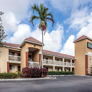 Extended Stay America Suites - Miami - Airport - דוראל Exterior photo
