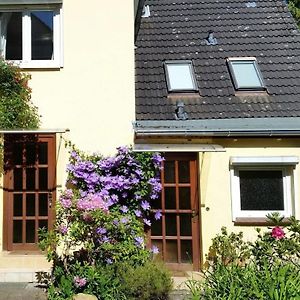 Halstenbek Apartment In Lower Saxony Exterior photo