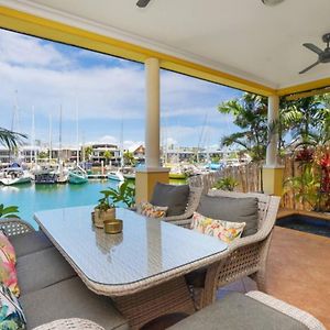 הוילה דארווין Marina View - Waterfront Stunner With Plunge Pool Exterior photo