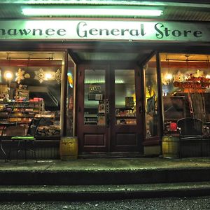 Shawnee on Delaware Shawnee General Store Exterior photo