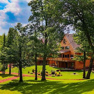 Pequot Lakes Wilderness Resort Villas Exterior photo