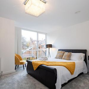 מנצ'סטר Modern 4 Bed Home With Free Parking & Garden Exterior photo
