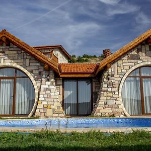 הוילה Amazing Stone House With Private Pool In İznik Exterior photo