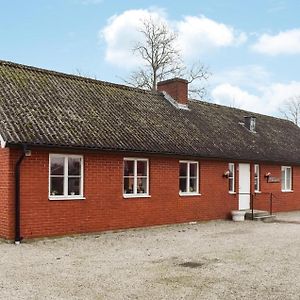 3 Bedroom Lovely Home In Borrby Exterior photo