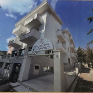 סן ג'יואבאני רוטונדו Hotel San Francesco Exterior photo