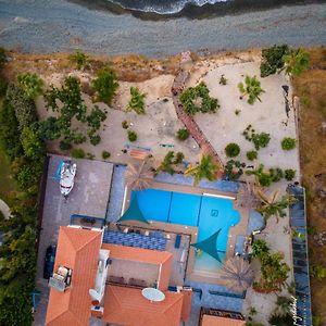 פומוס Astrofegia Beachfront Villa Exterior photo