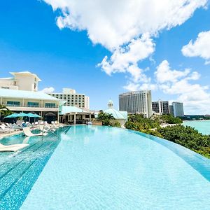 טומון Lotte Hotel Guam Exterior photo