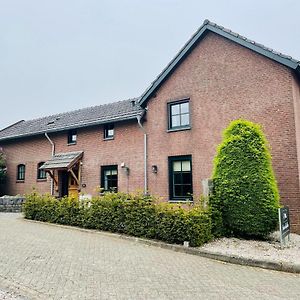 הוילה Klimmen Attractive Farmhouse In South Limburg With Terrace Exterior photo