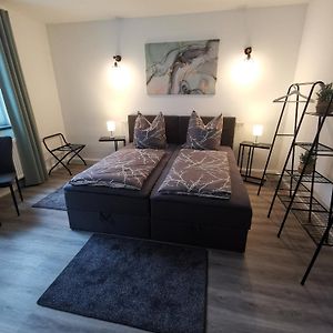 מלון Dahlenwarsleben Airbnb, Moderne, Ruhige Und Helle Doppelzimmer, Naehe Magdeburg, A14 & A2 Exterior photo