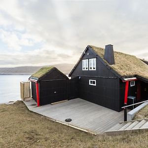 Velbastadur Seaside Escape - 2 Bedroom Home With Stunning Views Exterior photo