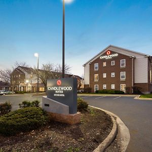 Saint Charles Candlewood Suites St Louis St Charles, An Ihg Hotel Exterior photo