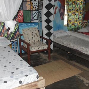 Nyakinama Room In Bb - Red Rocks Rwanda - Triple Room Exterior photo