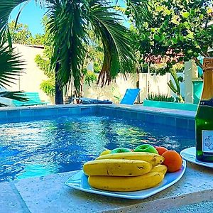 Beautiful And Spacious Mediterranean Villa On Palm Beach פאלם ביץ' Exterior photo