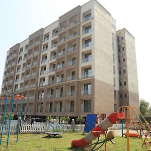 Jambhulpāda The Retreat Service Apartments - Khopoli Exterior photo
