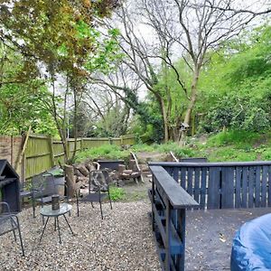 Stifford Cozy Guest Lodge With A Large Secluded Garden Exterior photo