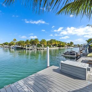 צפון מיאמי Bayfront Bliss Awaits Book Your Ultimate Miami Getaway Exterior photo