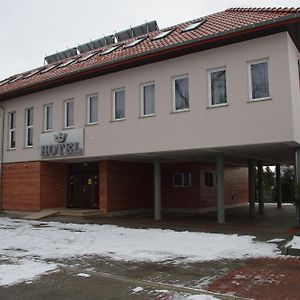 אופולה Hotel Pod Zlota Korona Exterior photo