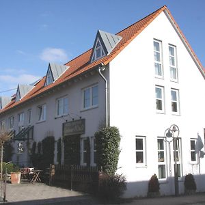 הופהיים אם טאונוס Hotel Gasthof Gruener Wald Exterior photo