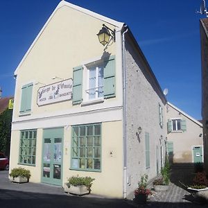 באולן-אן-ברי Auberge De L'Omois Exterior photo