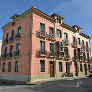 מלון ריבאדאו La Casona De Lazurtegui Exterior photo