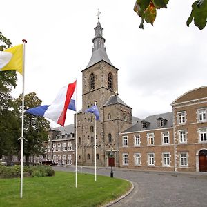 קרקראדה Abdij Hotel Rolduc Exterior photo