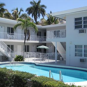 פורט לודרדייל Summerland Suites Exterior photo