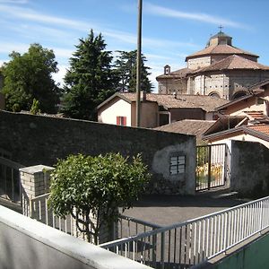 דירות מנדריסיו Casa Landoni Exterior photo