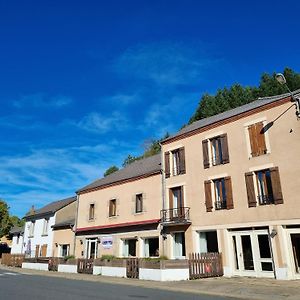 לינה וארוחת בוקר Le Mayet-de-Montagne Au Beau Sejour Exterior photo