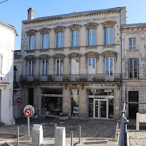 ז'ונזאק Residence Du Marche Exterior photo