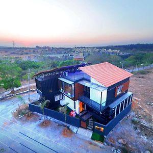 Jigani Cliff362 - Luxurious Shipping Container Villa Exterior photo