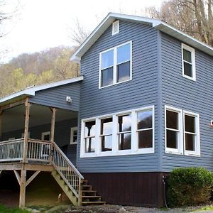 Hinton Riverfront Property In Nrg National Park Near Sandstone Falls- Wi-Fi, Pet-Friendly Exterior photo