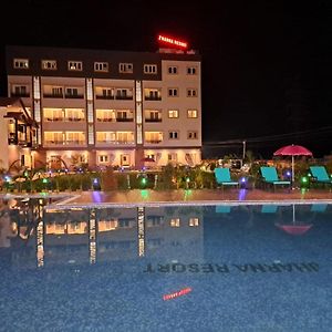 פורוליה Jharna Resort Exterior photo