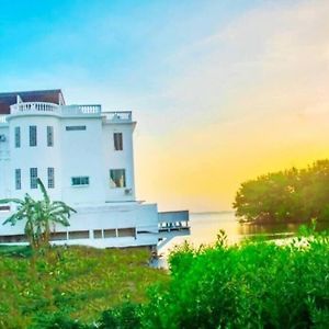 בליז סיטי See Belize Sunrise Sea View Studio With Infinity Pool & Overwater Deck Exterior photo