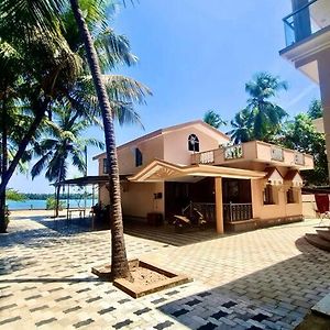 Kalyānpur Cozinn B205 4Bhk Riverfront Villa With Beach View Exterior photo