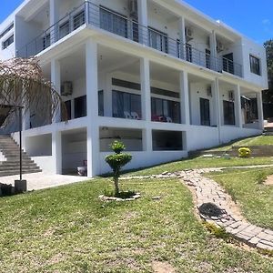 Macia Luxury 2-Story Retreat With Private Pool In Bilene Beach Exterior photo