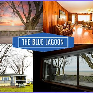 Lyndonville The Blue Lagoon Exterior photo