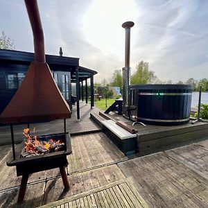 פינקפיין New- The Cabana- With Sauna And Hot Tub, On A Lake Near Amsterdam Exterior photo