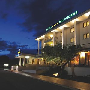 קודרויפו Albergo Ristorante Belvedere Exterior photo