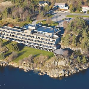 Farsund Fjordhotel Exterior photo