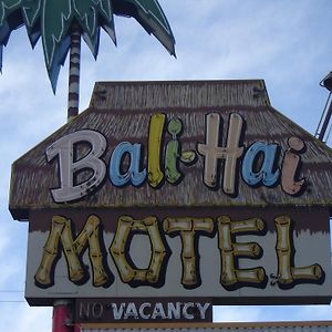 יקימה Bali Hai Motel Exterior photo