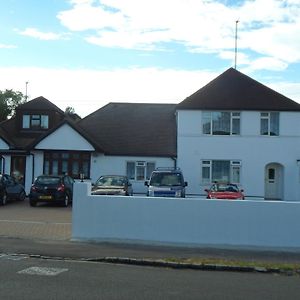 הית'רו London Heathrow Guesthouse Exterior photo