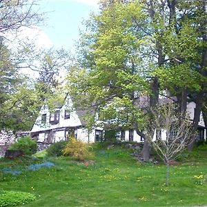 לנוקס Whistler'S Inn Exterior photo