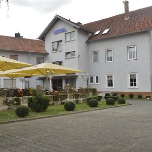 Neukirchen  Hotel Zur Stadt Cassel Exterior photo
