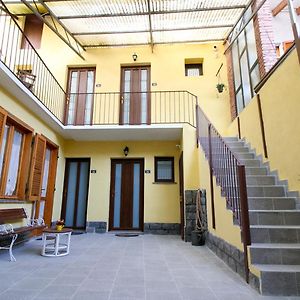 לינה וארוחת בוקר San Benigno Canavese La Drint Bed & Breakfast Exterior photo